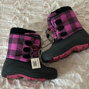 Brand New Ranger Snow Boots waterproof insulated
